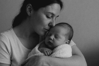 Dnes si připomínáme Světový den zdraví – a já bych ho chtěla věnovat těm nejkřehčím: maminkám a jejich novorozeným dětem....